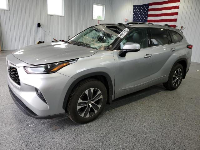 2022 TOYOTA HIGHLANDER - 5TDGZRBH4NS560801