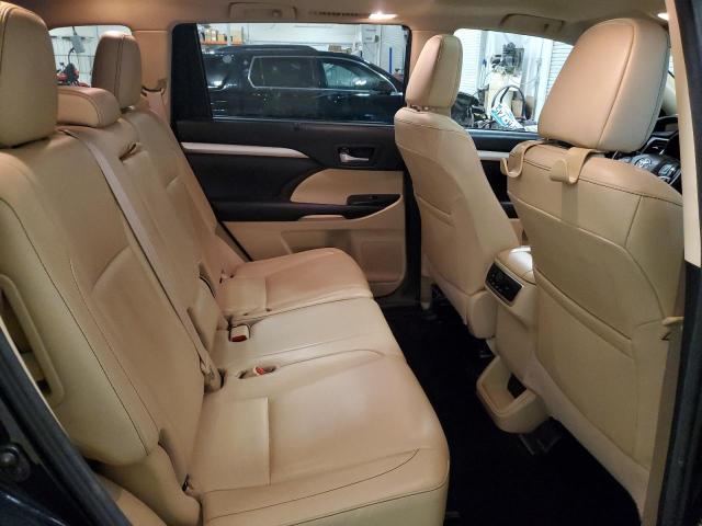 2018 TOYOTA HIGHLANDER SE - 5TDJZRFH2JS546115