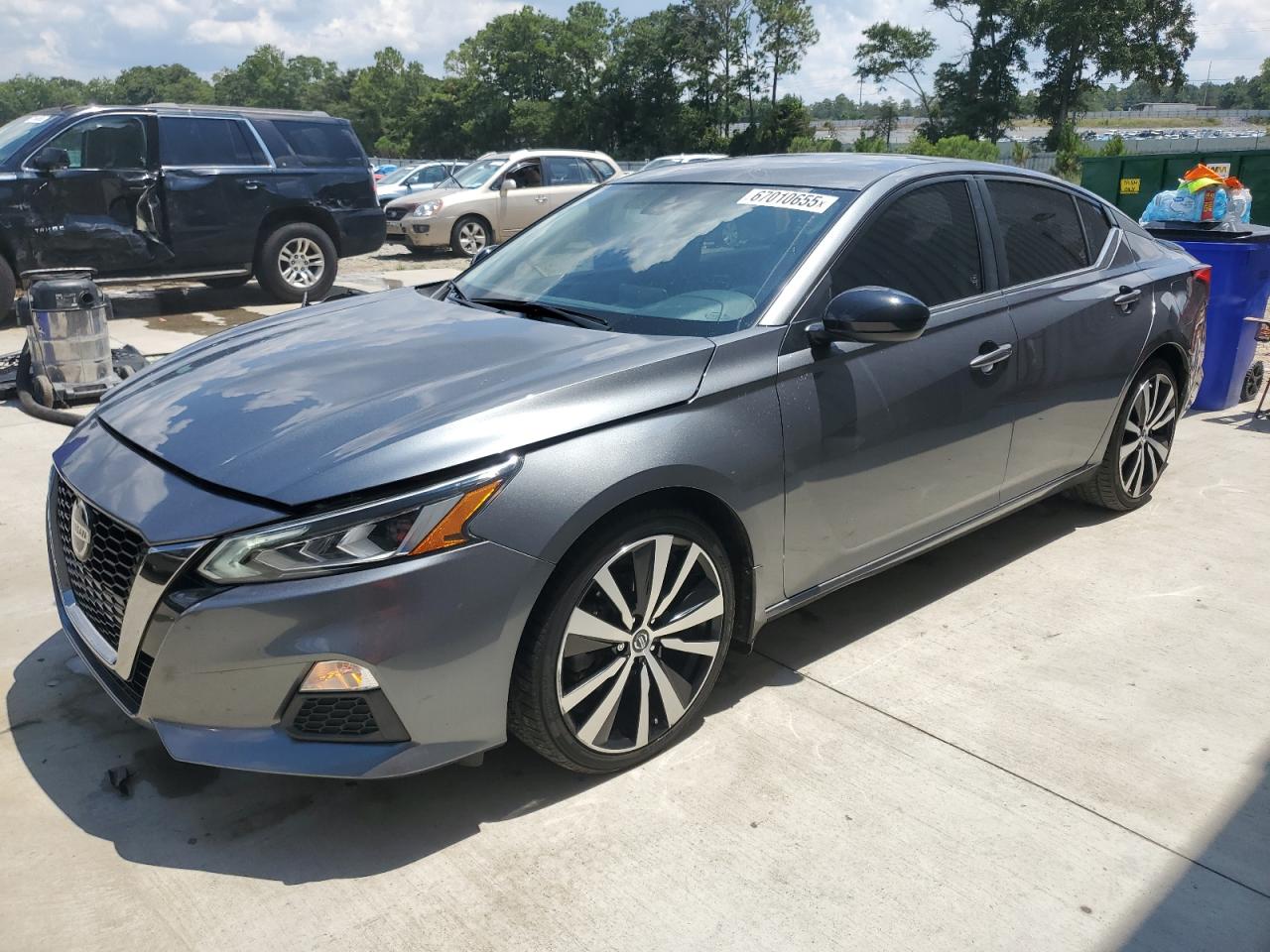 NISSAN ALTIMA SR