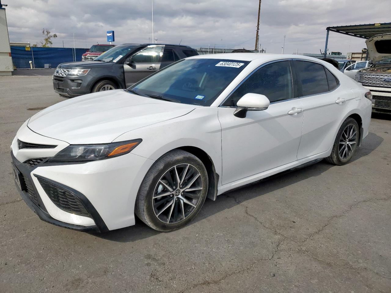 TOYOTA CAMRY SE NIGHT SHADE
