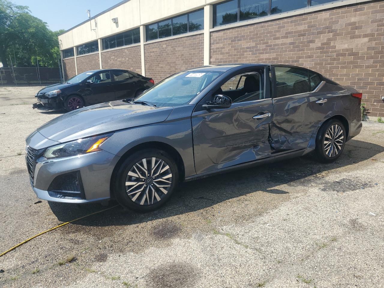 NISSAN ALTIMA SV