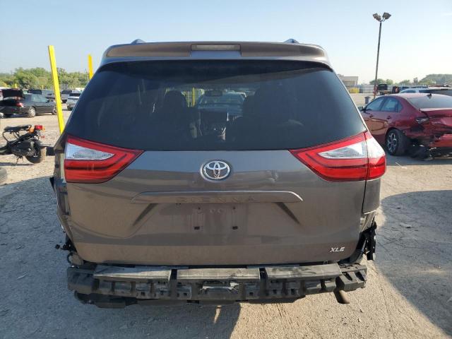 2017 TOYOTA SIENNA XLE - 5TDYZ3DC2HS838098