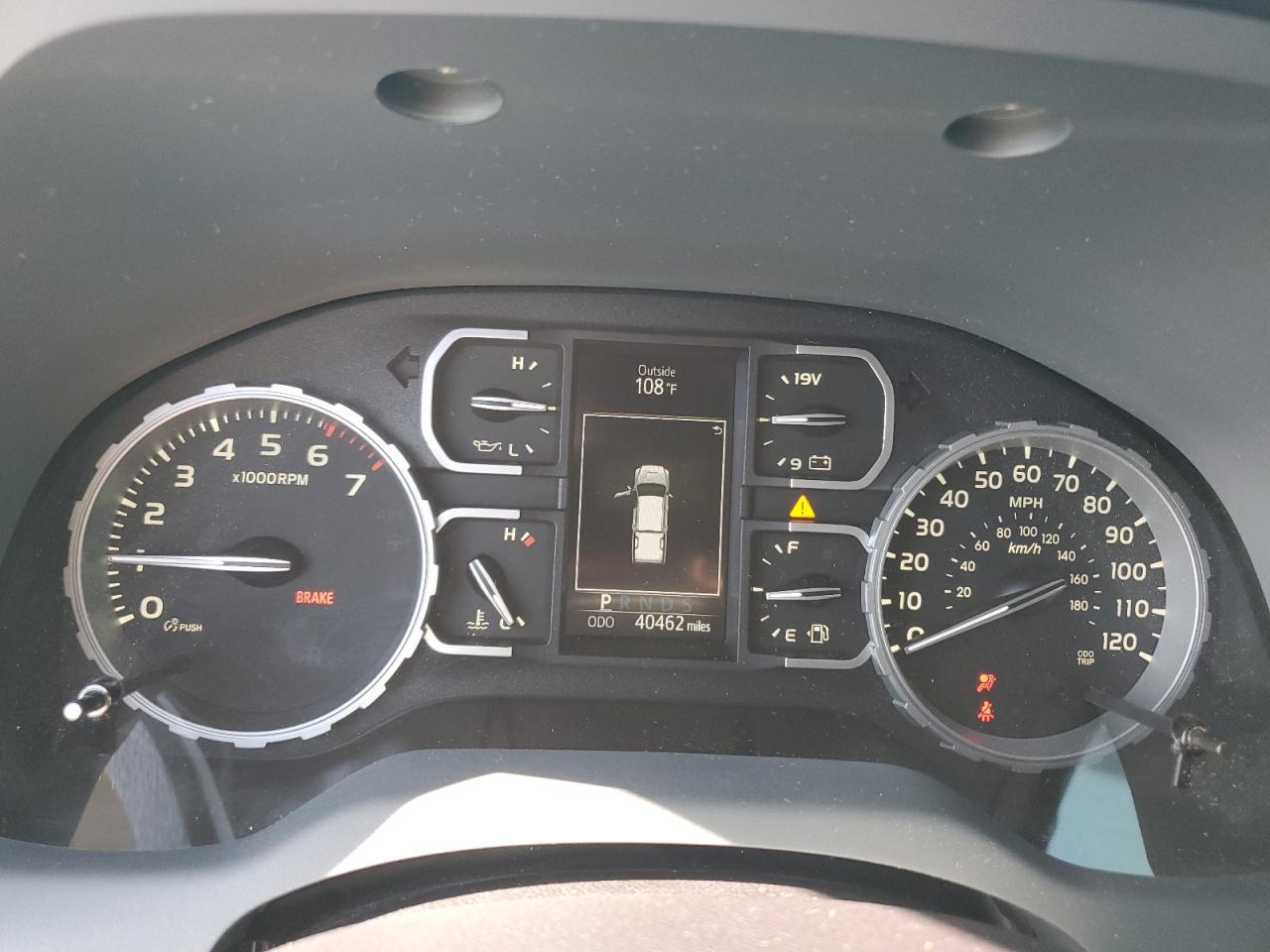 TOYOTA TUNDRA CREWMAX SR5