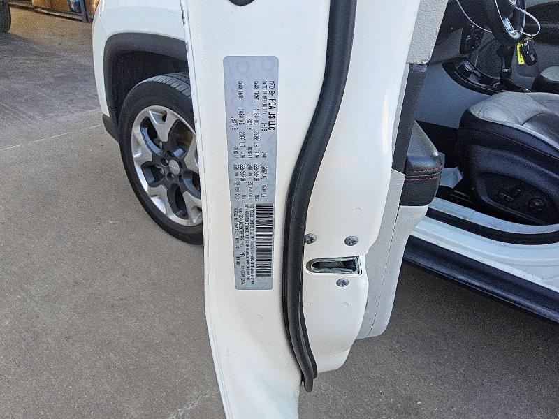 2019 JEEP COMPASS LI 3C4NJDCB9KT695916
