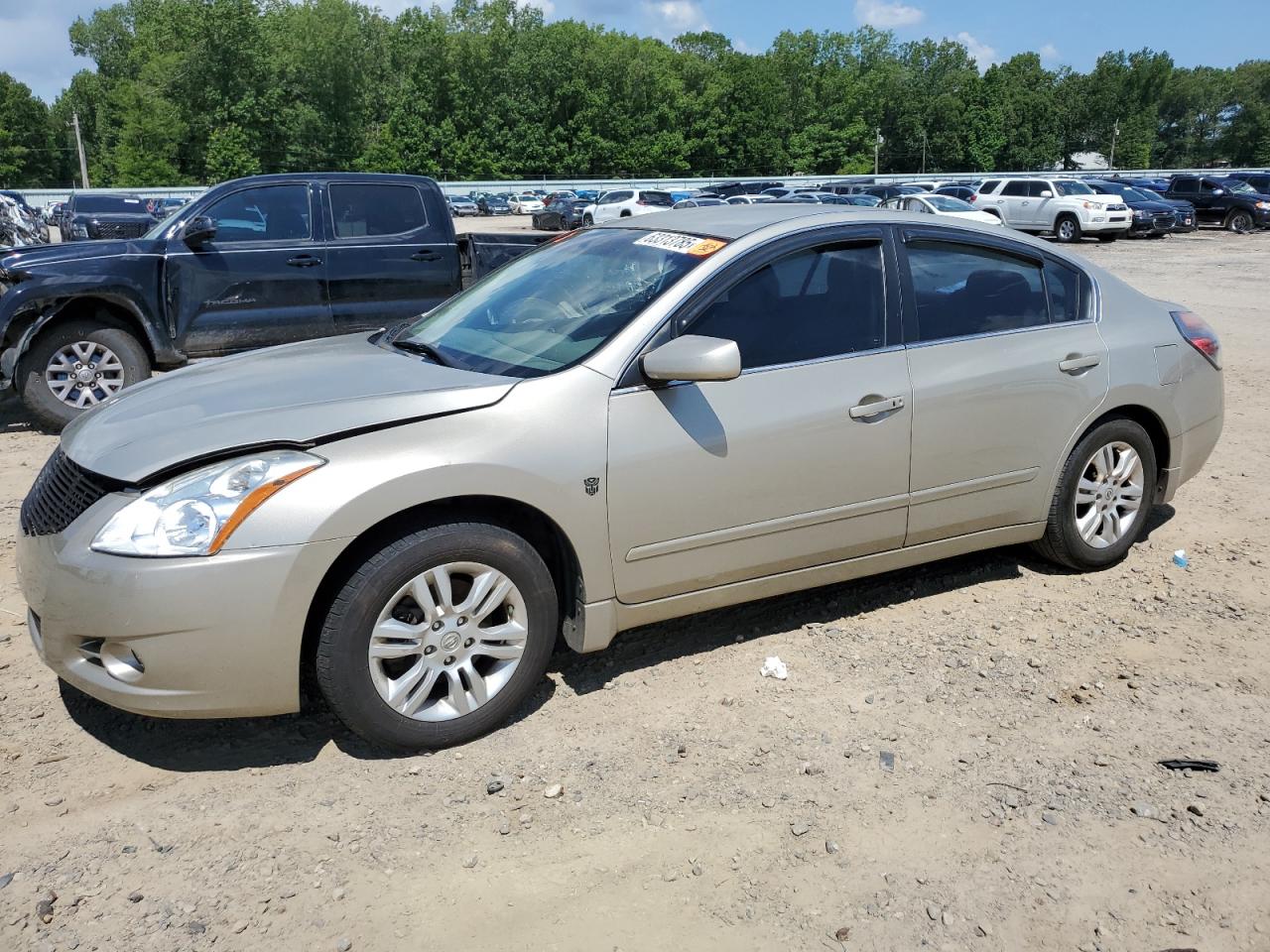 NISSAN ALTIMA BASE