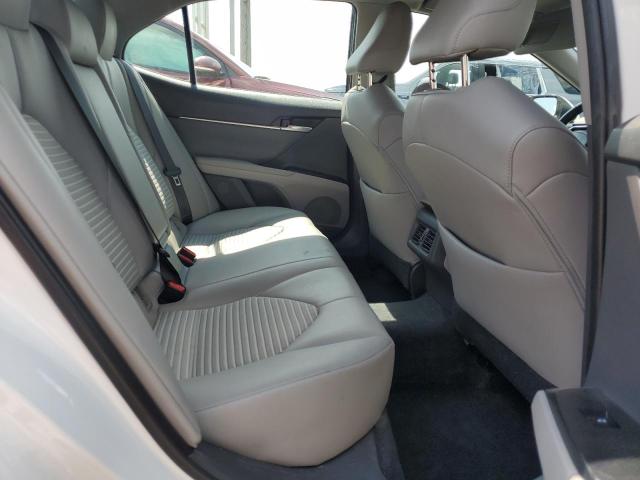 2018 TOYOTA CAMRY L 4T1B11HK0JU093769