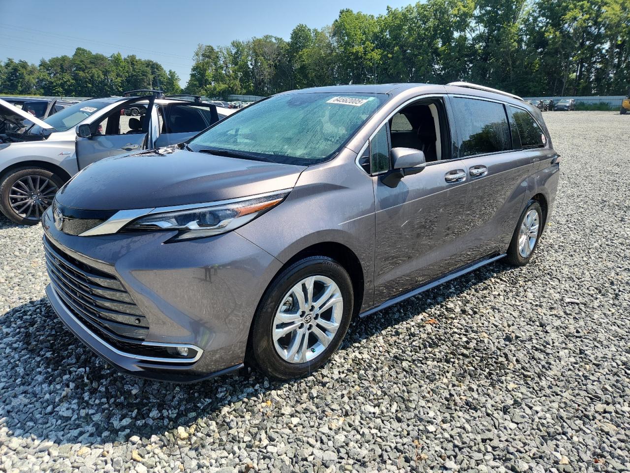 TOYOTA SIENNA LIMITED