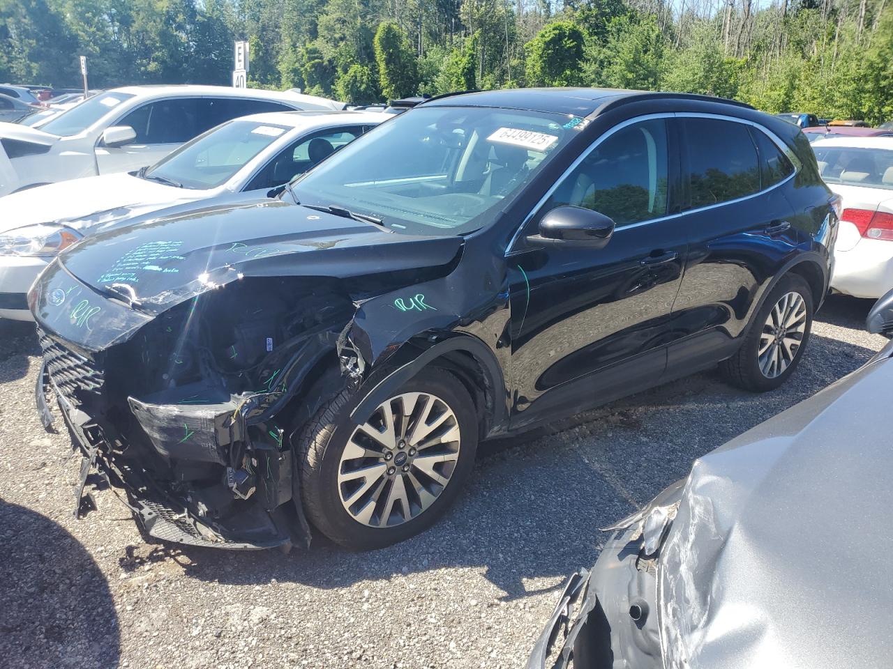 FORD ESCAPE TITANIUM