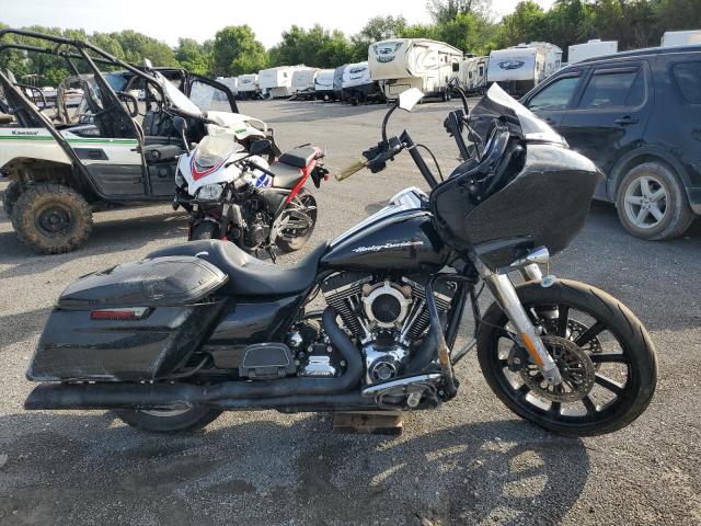 2016 HARLEY-DAVIDSON FLTRX ROAD 1HD1KHM1XGB675416