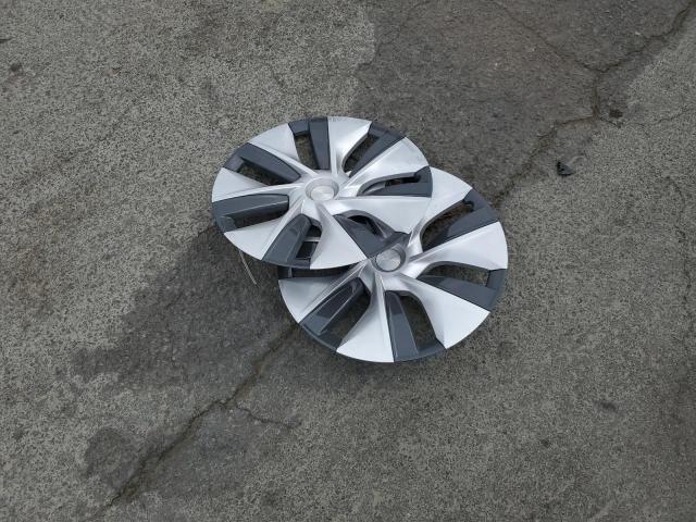 2022 TESLA MODEL Y 7SAYGAEE0NF358624