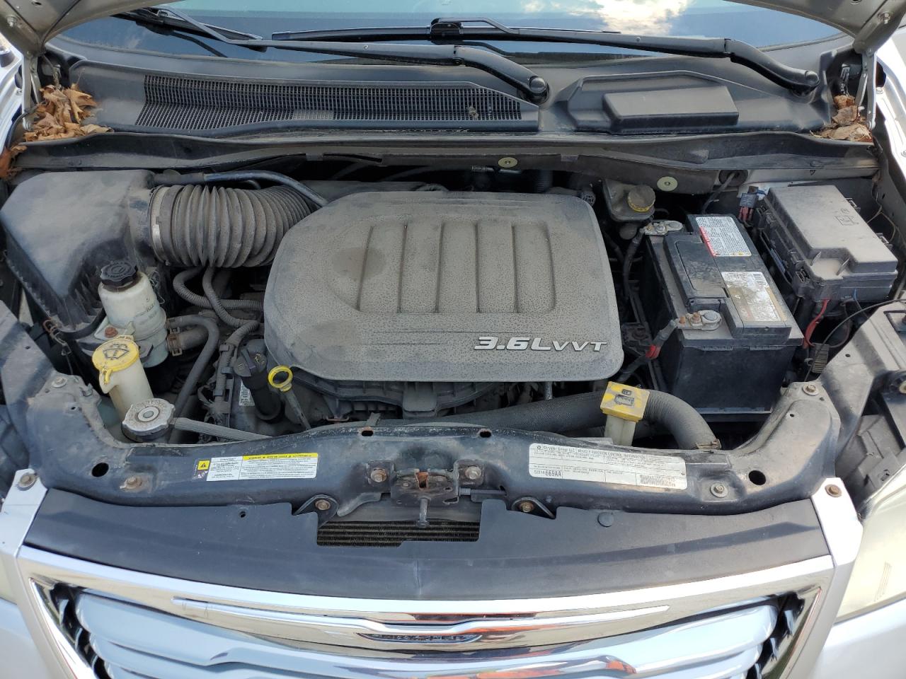 CHRYSLER TOWN & COUNTRY TOURING