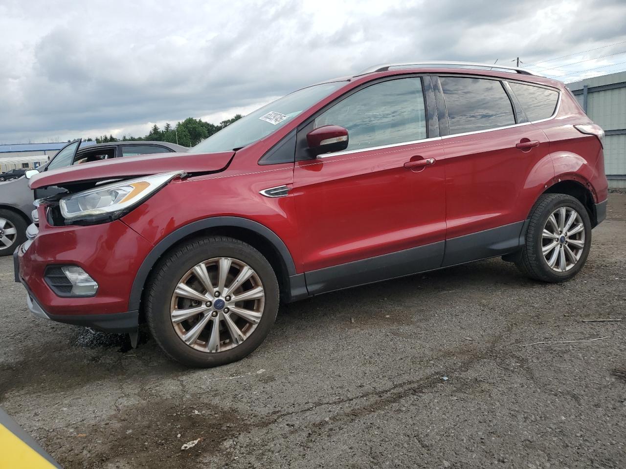 FORD ESCAPE TITANIUM