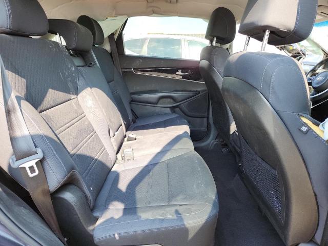 2017 KIA SORENTO LX 5XYPG4A32HG256205