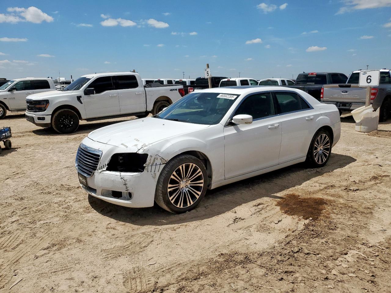  Salvage Chrysler 300