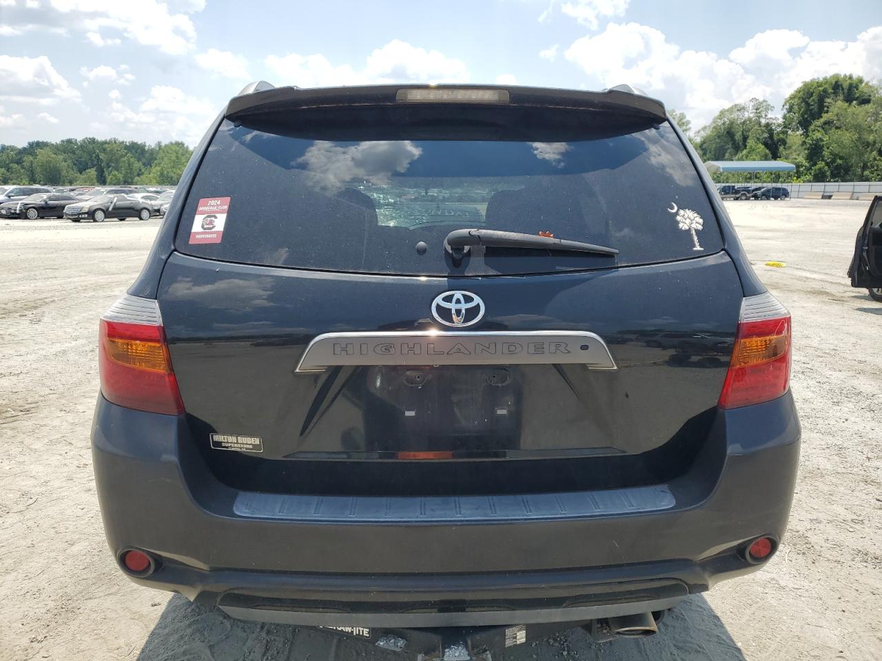 TOYOTA HIGHLANDER SPORT