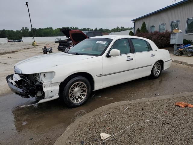 LINCOLN TOWN CAR S