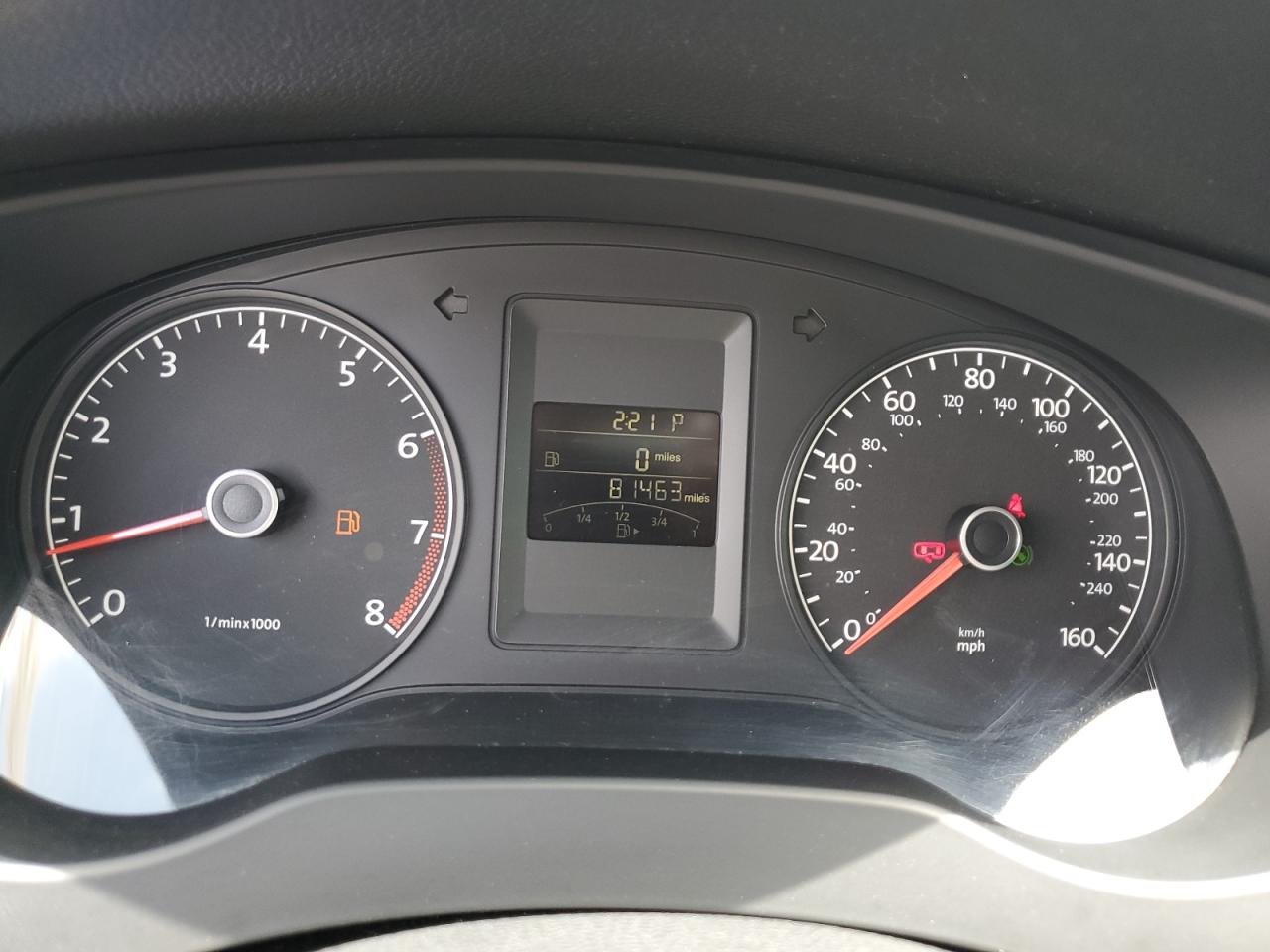 VOLKSWAGEN JETTA BASE