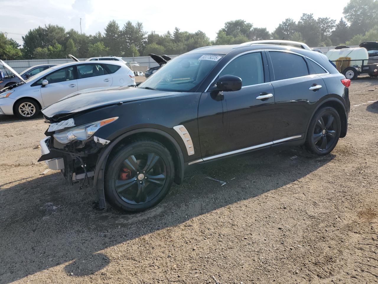 INFINITI FX35