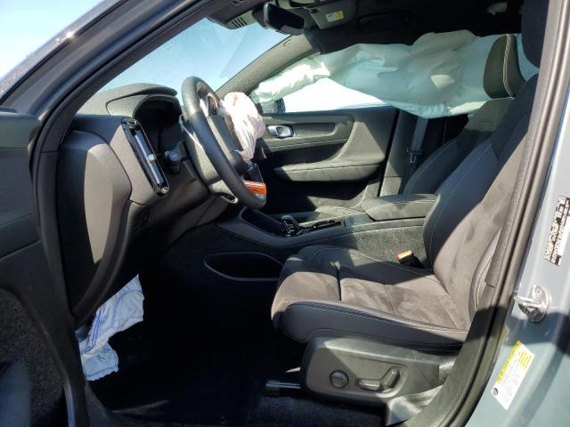 2023 VOLVO XC40 RECHA YV4ED3UW3P2032141