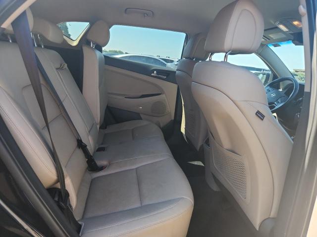 2017 HYUNDAI TUCSON LIM KM8J33A48HU369476