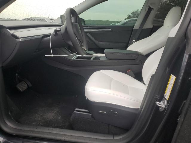 2024 TESLA MODEL Y 7SAYGDEE1RA226296