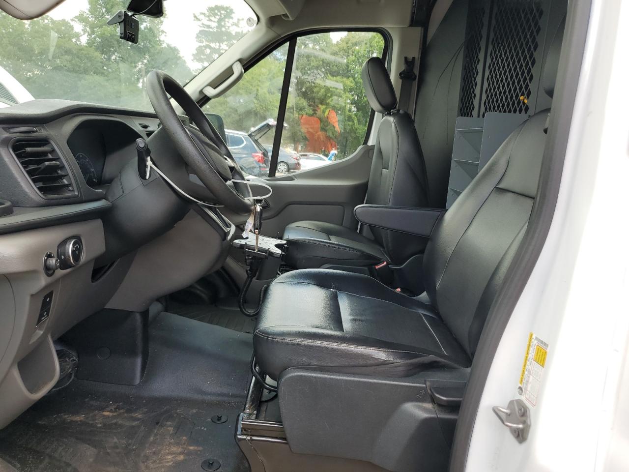 Lot #3311453256 2023 FORD TRANSIT T-