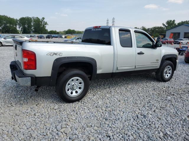 CHEVROLET SILVERADO 2011 silver 4dr ext gas 1GCRKREA1BZ132920 photo #4