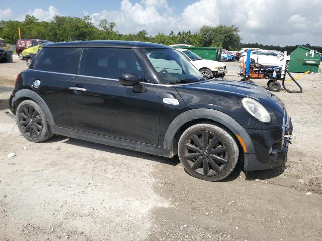 2016 MINI COOPER S WMWXP7C50G3B33554