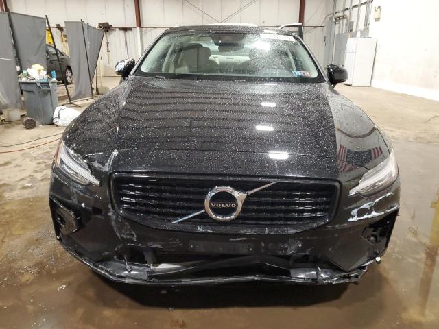 2021 VOLVO S60 T5 MOM 7JR102TZ8MG108875