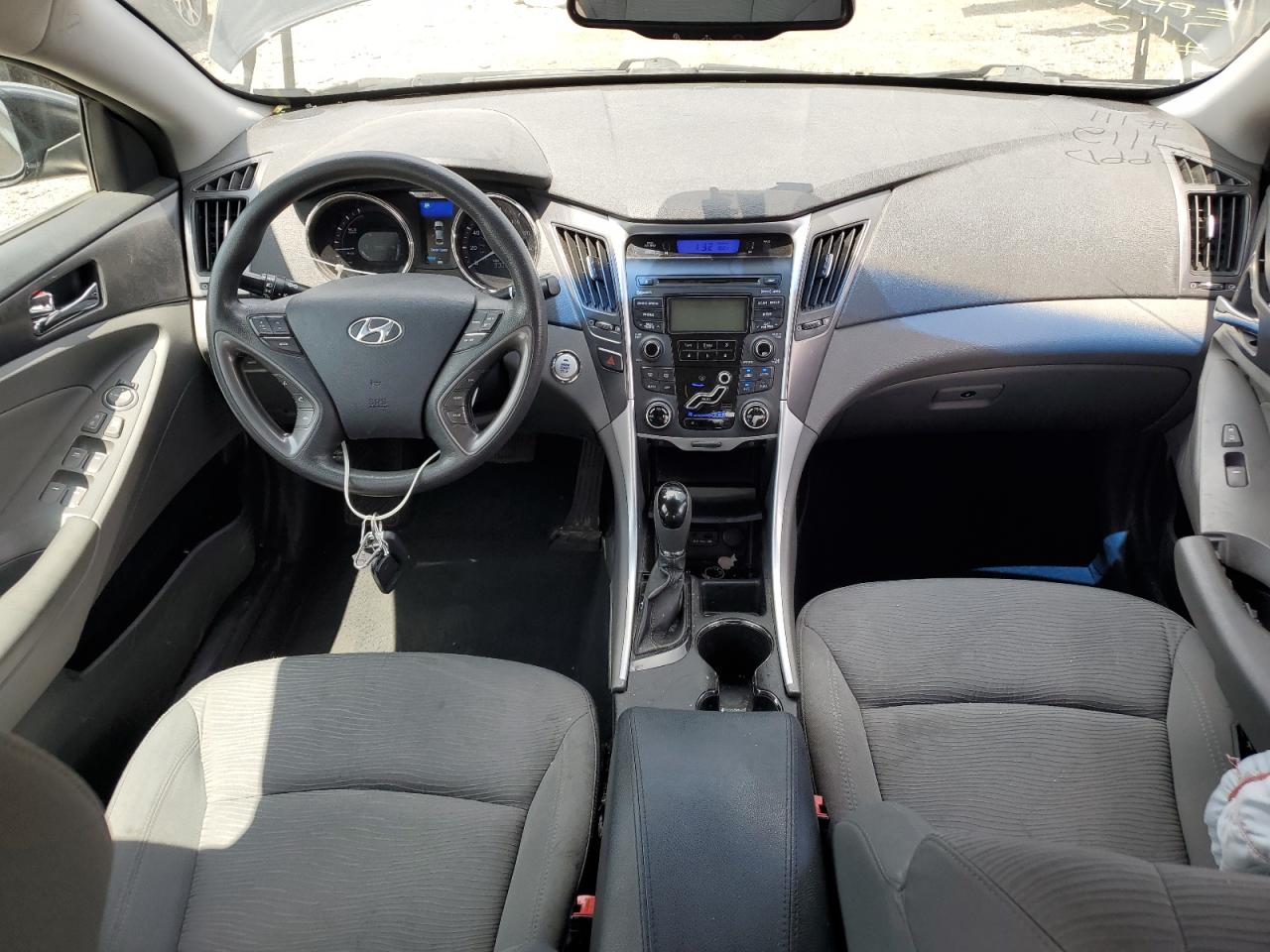 HYUNDAI SONATA HYBRID