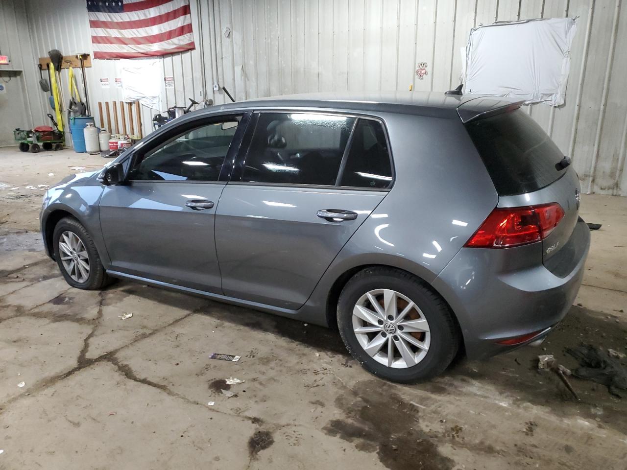 VOLKSWAGEN GOLF S