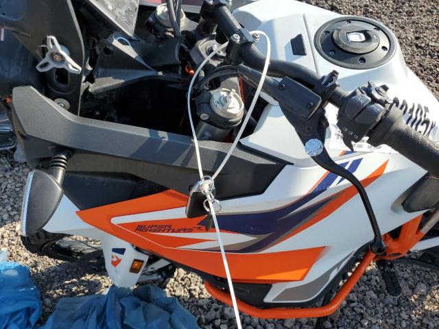 2024 KTM 1290 SUPER VBKV59406RM989030