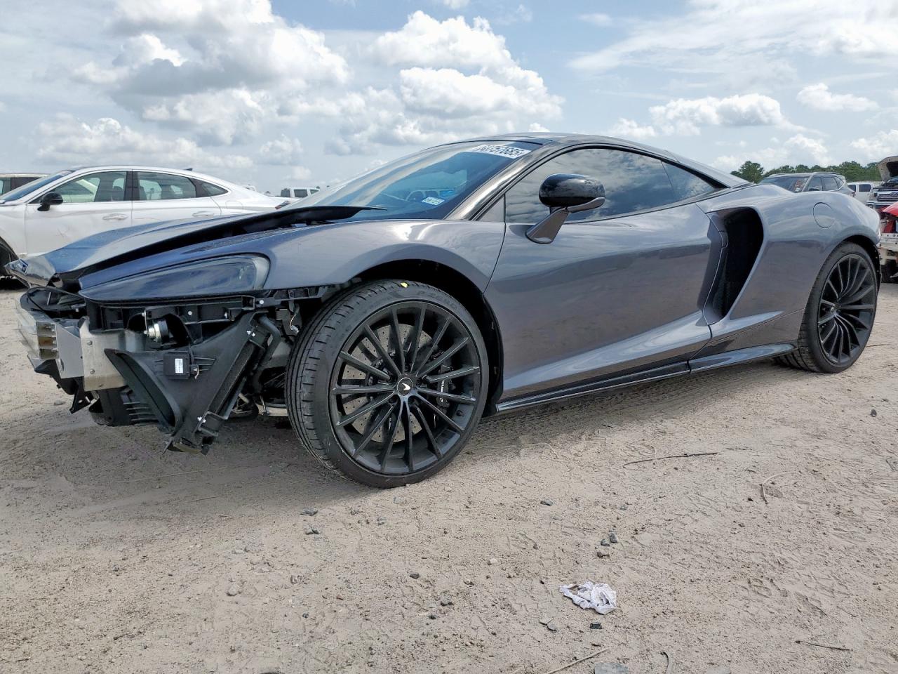MCLAREN GT