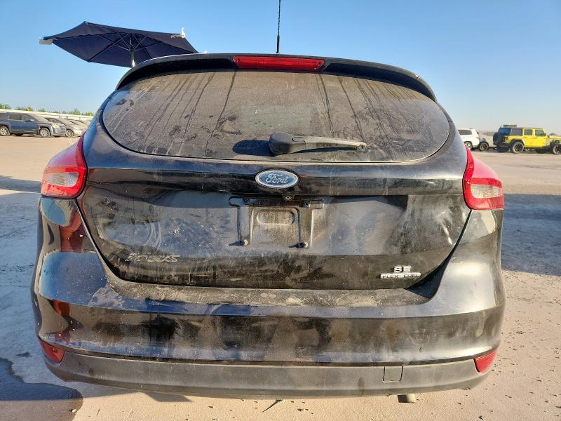 2015 FORD FOCUS SE 1FADP3K29FL307371