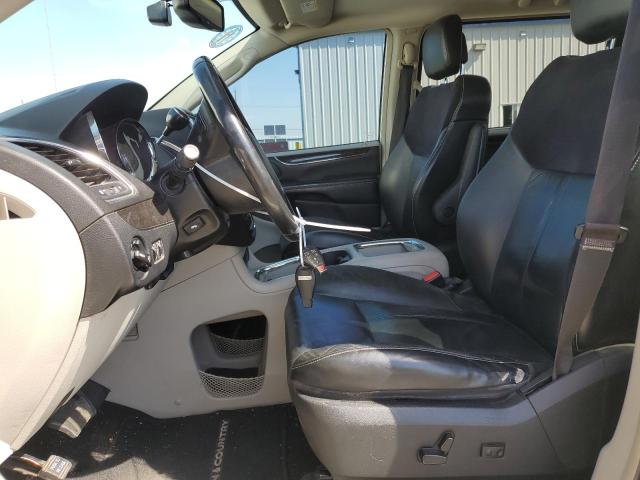2013 CHRYSLER TOWN & COU - 2C4RC1GG8DR588412