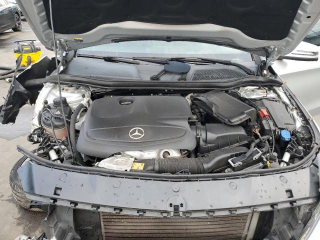 2017 MERCEDES-BENZ CLA 250 - WDDSJ4EB2HN418829