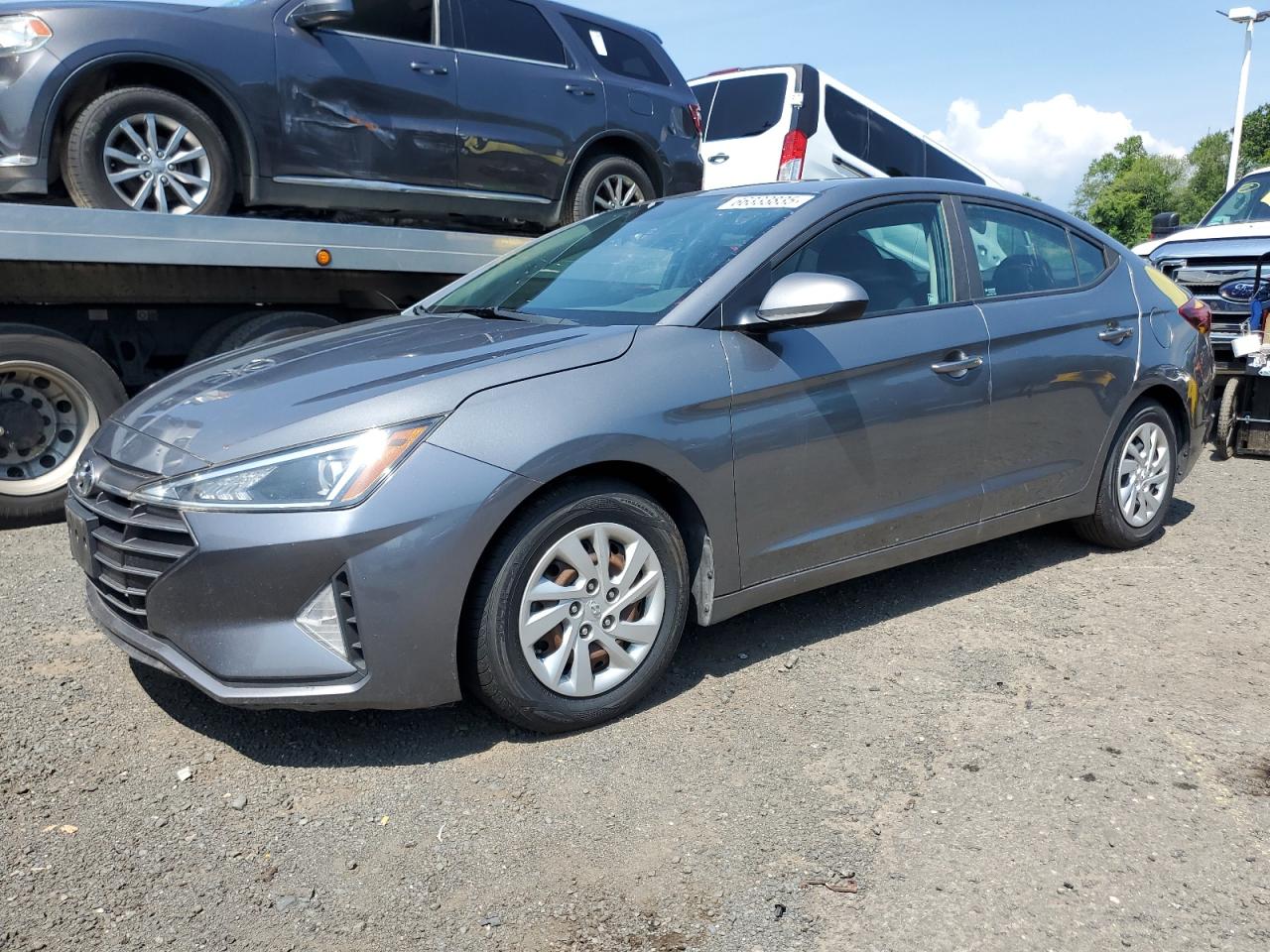 HYUNDAI ELANTRA SE