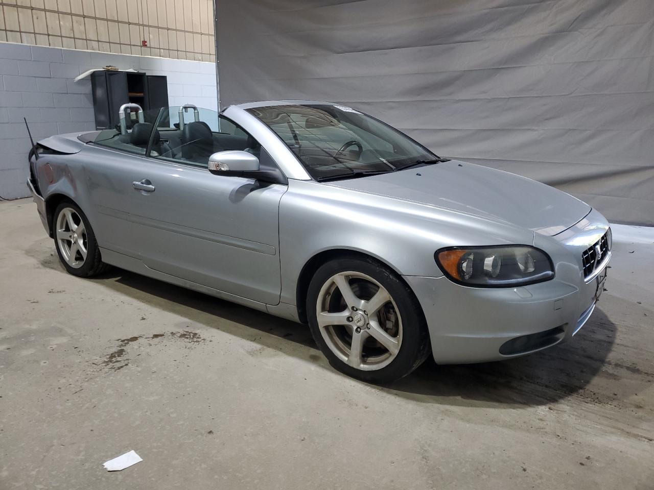 VOLVO C70 T5