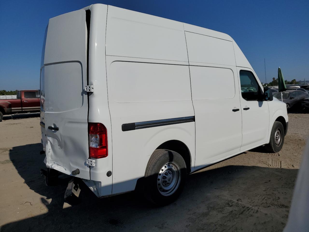 NISSAN NV2500 2500 S