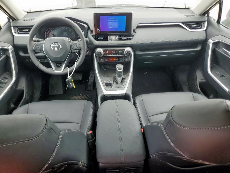 2025 TOYOTA RAV4 XLE P 2T3A1RFV6SC501208