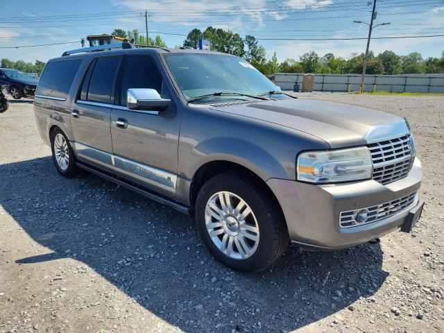 2011 LINCOLN NAVIGATOR - Other View