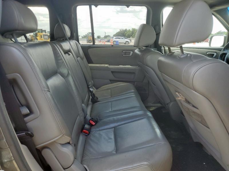 2011 HONDA PILOT TOUR - 5FNYF4H98BB044215