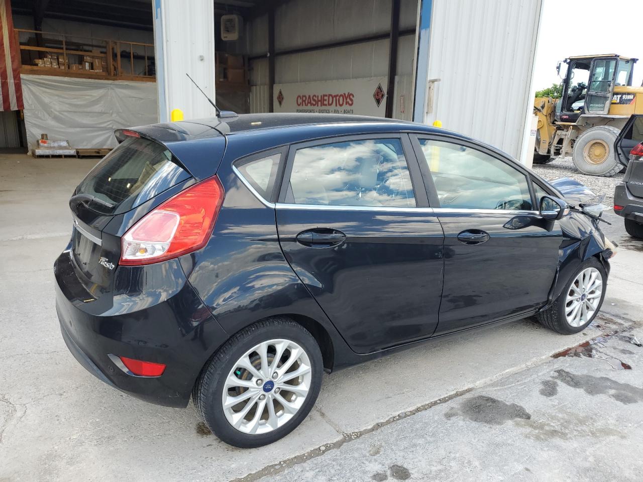 FORD FIESTA TITANIUM