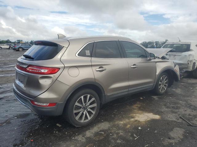 2019 LINCOLN MKC RESERV 5LMCJ3C94KUL09898