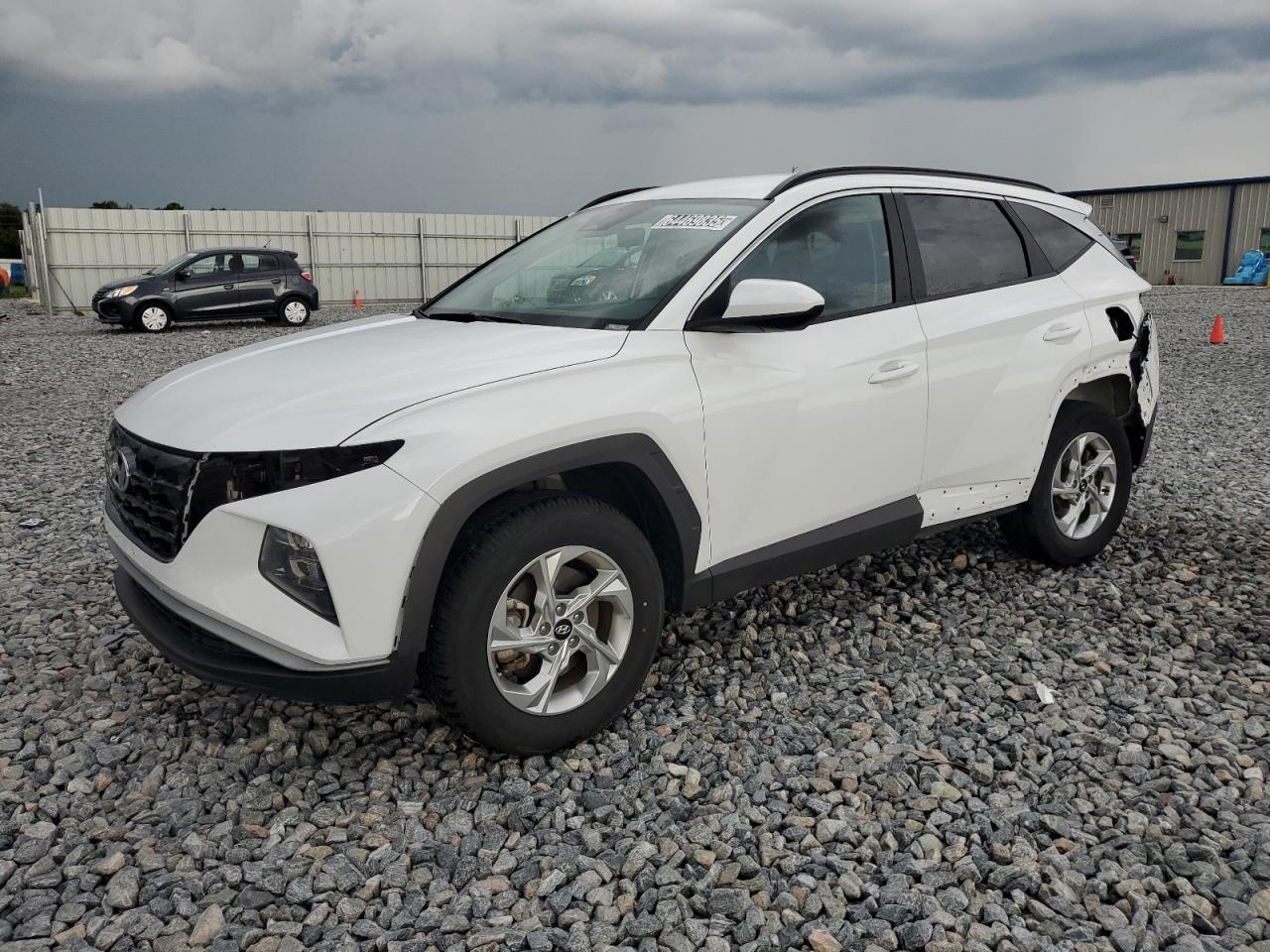  Salvage Hyundai TUCSON