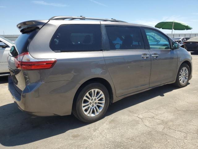 2016 TOYOTA SIENNA XLE 5TDYK3DC3GS754679