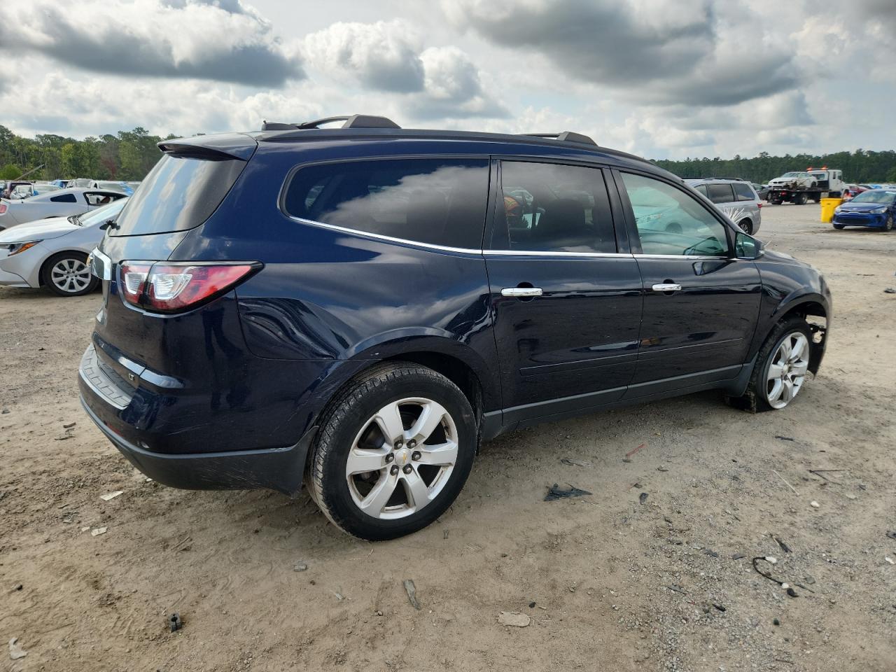 CHEVROLET TRAVERSE LT