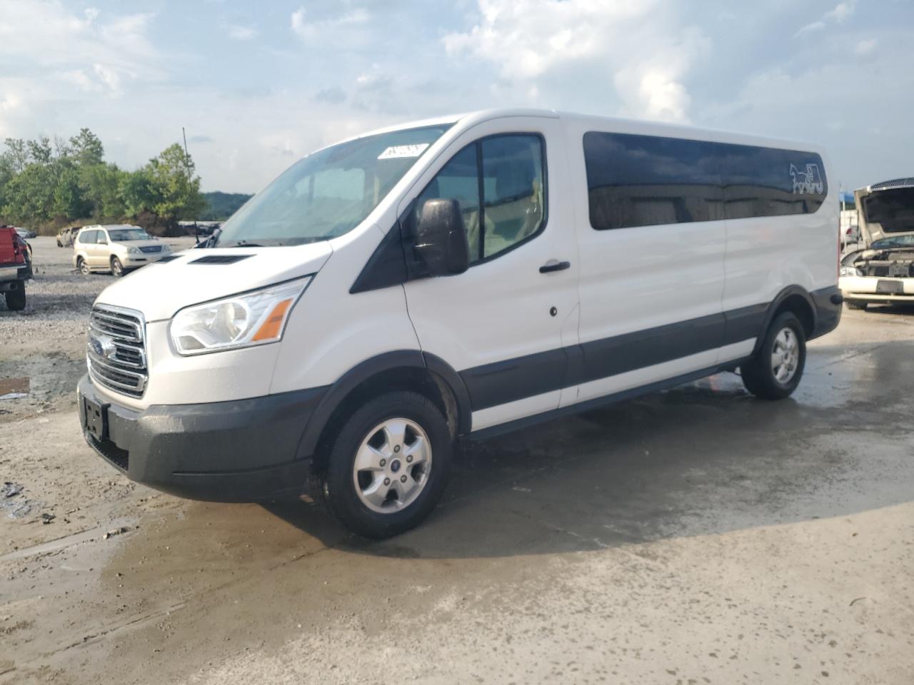 FORD TRANSIT T-350