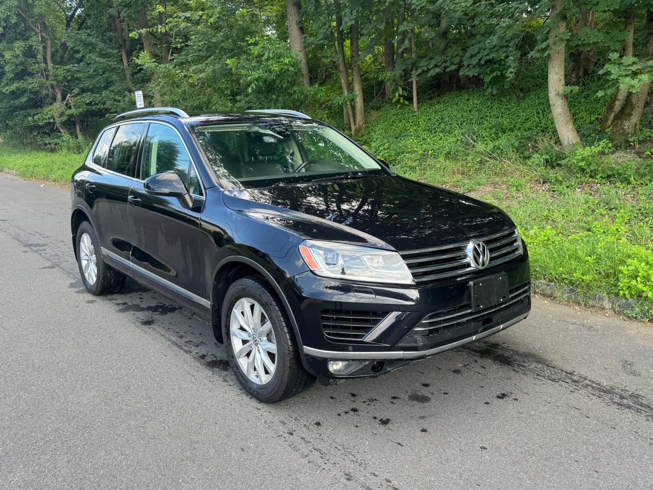 VOLKSWAGEN TOUAREG SPORT
