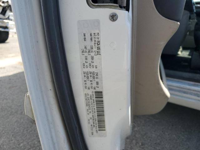 2016 CHRYSLER TOWN & COU 2C4RC1BG1GR245193